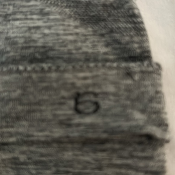 Lululemon swiftly tech short sleeve shirt hip length - Picture 5 of 6